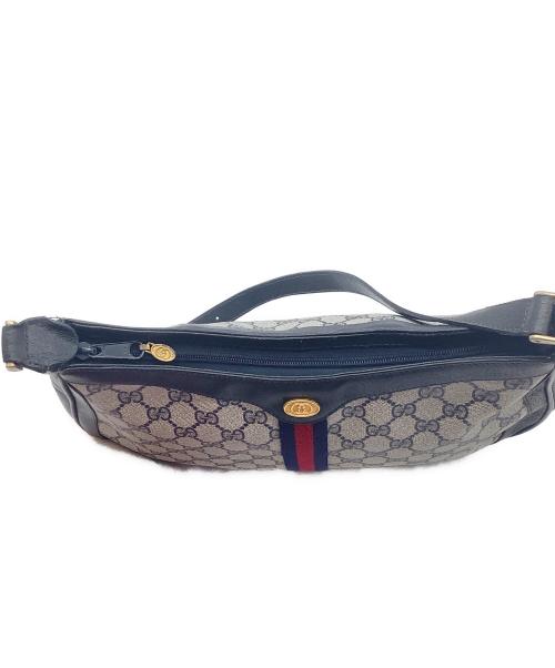 GUCCI（グッチ）GUCCI (グッチ) ワンショルダーバッグ ホワイト×ブラックの古着・服飾アイテム