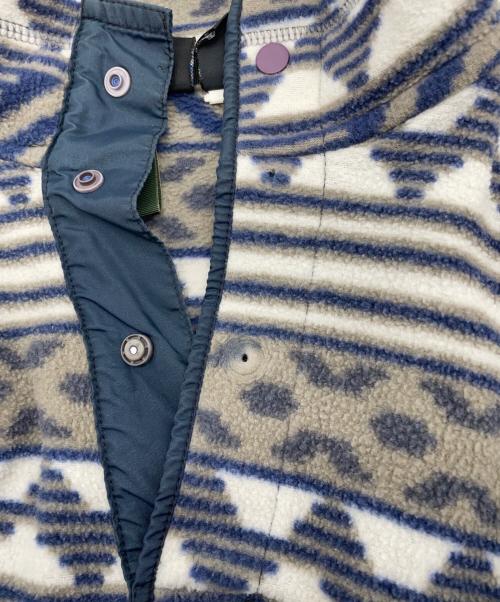 Patagonia（パタゴニア）Patagonia (パタゴニア) シンチラフリースジャケット グレー×ホワイト サイズ:Mの古着・服飾アイテム