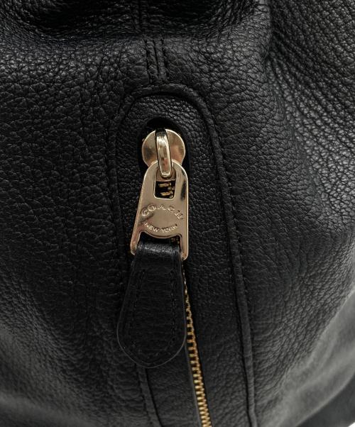 COACH（コーチ）COACH (コーチ) 巾着ショルダーバッグ ブラックの古着・服飾アイテム