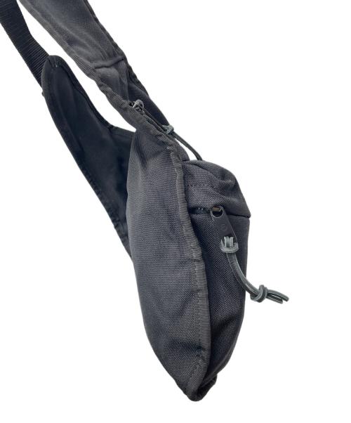 Maison Margiela（メゾンマルジェラ）Maison Margiela (メゾンマルジェラ) 1CON メッセンジャーバッグ ブラックの古着・服飾アイテム