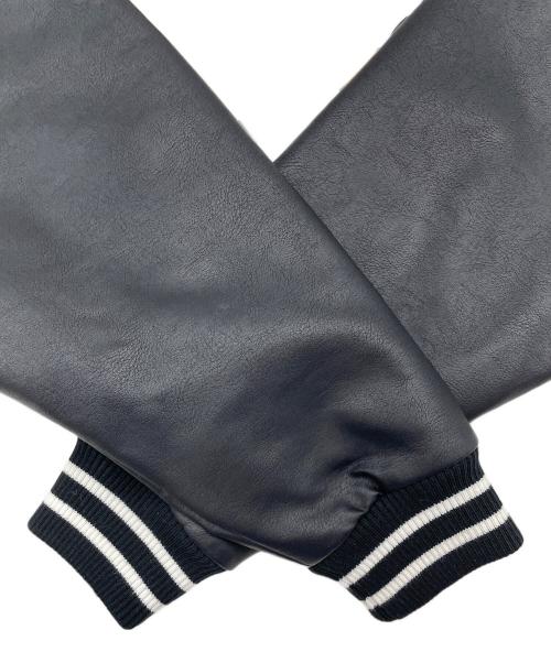 MARY QUANT（マリークヮント）MARY QUANT (マリークヮント) MQスタジャン ホワイト×ブラック サイズ:Mの古着・服飾アイテム