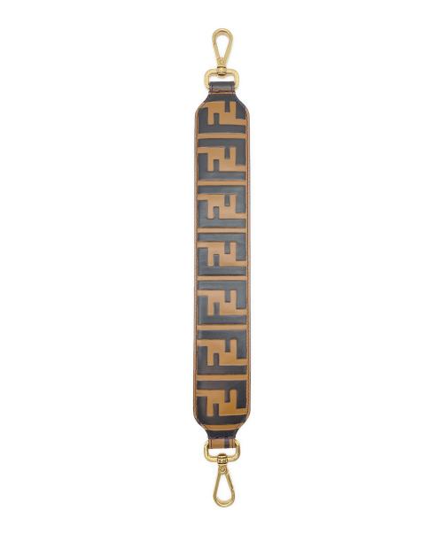 FENDI（フェンディ）FENDI (フェンディ) ミニストラップユー ブラウンの古着・服飾アイテム
