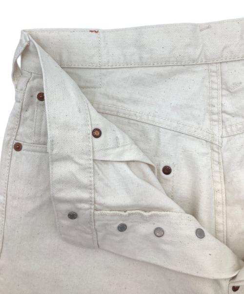 EVISU（エヴィス）EVISU (エヴィス) デニムパンツ ホワイト サイズ:33の古着・服飾アイテム