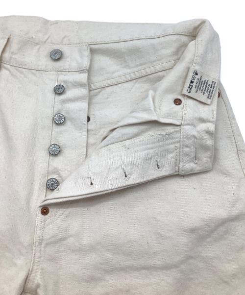 EVISU（エヴィス）EVISU (エヴィス) デニムパンツ ホワイト サイズ:33の古着・服飾アイテム