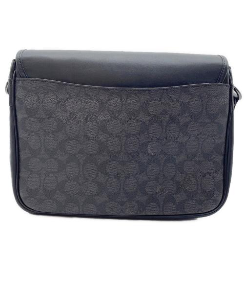 COACH（コーチ）COACH (コーチ) フラップショルダーバッグ ブラックの古着・服飾アイテム