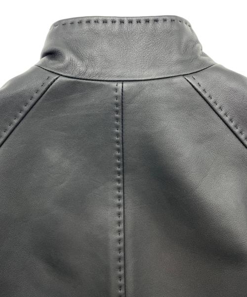 MEN'S BIGI（メンズビギ）MEN'S BIGI (メンズビギ) ラムレザークローム タンニングジャケット ブラック サイズ:03の古着・服飾アイテム