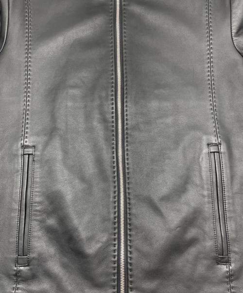 MEN'S BIGI（メンズビギ）MEN'S BIGI (メンズビギ) ラムレザークローム タンニングジャケット ブラック サイズ:03の古着・服飾アイテム