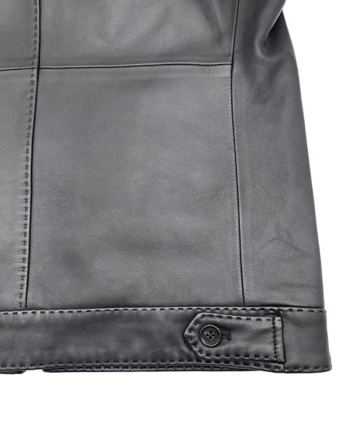 MEN'S BIGI（メンズビギ）MEN'S BIGI (メンズビギ) ラムレザークローム タンニングジャケット ブラック サイズ:03の古着・服飾アイテム