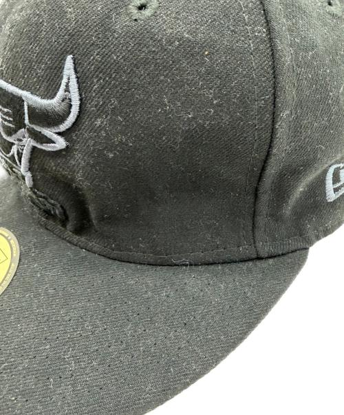 New Era（ニューエラ）New Era (ニューエラ) 59FIFTY CHICAGO BULLS ブラック サイズ:SIZE 7 1/8(55.8cm)の古着・服飾アイテム