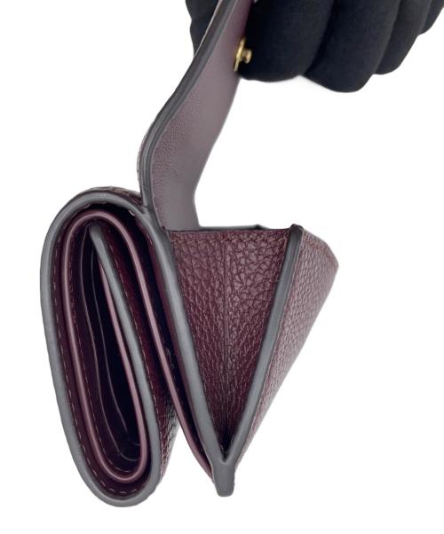 COACH（コーチ）COACH (コーチ) Leather Essential Mini Trifold Wallet ブラウンの古着・服飾アイテム