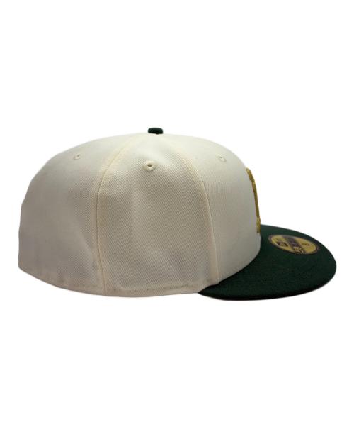New Era（ニューエラ）New Era (ニューエラ) 59FIFTY OAKLAND ATHLETICS ONSPOTZ別注 アイボリー×グリーン サイズ:SIZE 8(63.5cm)の古着・服飾アイテム