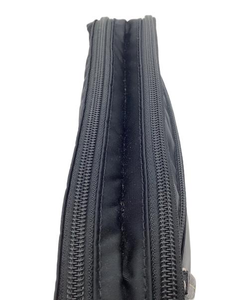 PORTER（ポーター）PORTER (ポーター) ACTICAL  SHOULDER BAG ブラックの古着・服飾アイテム