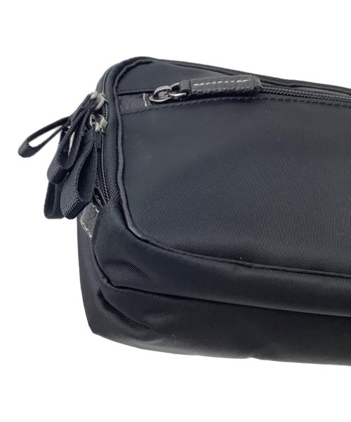 PORTER（ポーター）PORTER (ポーター) ACTICAL  SHOULDER BAG ブラックの古着・服飾アイテム