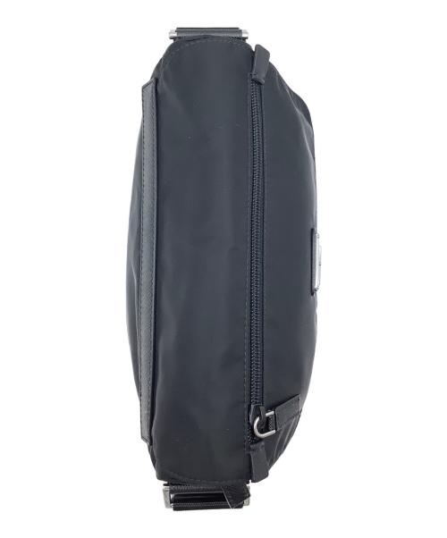 PRADA（プラダ）PRADA (プラダ) Re-Nylon ショルダーバッグ ブラックの古着・服飾アイテム