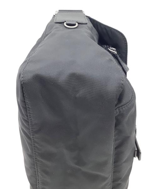 PRADA（プラダ）PRADA (プラダ) Re-Nylon ショルダーバッグ ブラックの古着・服飾アイテム