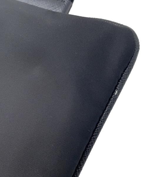 PRADA（プラダ）PRADA (プラダ) サフィアーノレザー ショルダーバッグ ブラックの古着・服飾アイテム