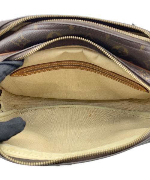 LOUIS VUITTON（ルイ ヴィトン）LOUIS VUITTON (ルイ ヴィトン) ショルダーバッグ ブラウンの古着・服飾アイテム