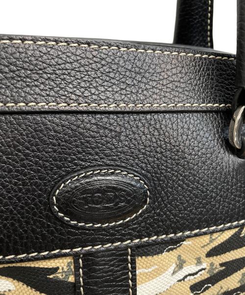 TOD'S（トッズ）TOD'S (トッズ) ボートウォータースキー プリントキャンバス トート ベージュ×ブラックの古着・服飾アイテム