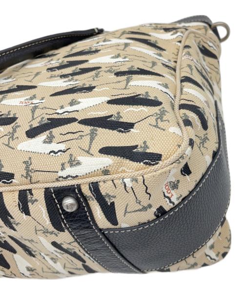 TOD'S（トッズ）TOD'S (トッズ) ボートウォータースキー プリントキャンバス トート ベージュ×ブラックの古着・服飾アイテム