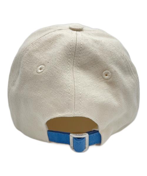 FENDI（フェンディ）FENDI (フェンディ) White Cotton Baseball Cap ホワイト×ブルーの古着・服飾アイテム