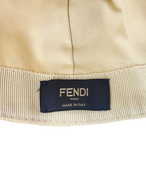 FENDI（フェンディ）FENDI (フェンディ) White Cotton Baseball Cap ホワイト×ブルーの古着・服飾アイテム