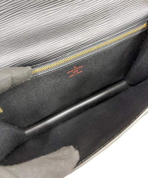 LOUIS VUITTON（ルイ ヴィトン）LOUIS VUITTON (ルイ ヴィトン) セカンドバッグ エピ セリエドラゴンヌ ブラックの古着・服飾アイテム