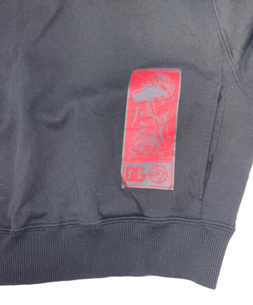 DOLCE & GABBANA（ドルチェ＆ガッバーナ）DOLCE & GABBANA (ドルチェ＆ガッバーナ) 呪術廻戦 (ジュジュツカイセン) クロップド・フーディ”釘崎野薔薇” ブラック サイズ:36の古着・服飾アイテム