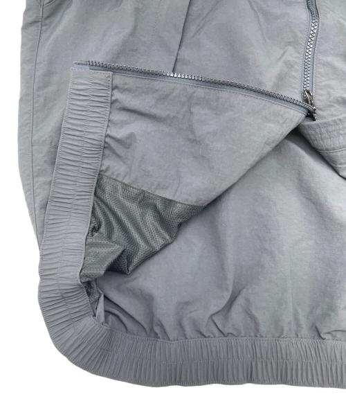 THE NORTH FACE（ザ ノース フェイス）THE NORTH FACE (ザ ノース フェイス) バーサタイルブルゾン グレー サイズ:Lの古着・服飾アイテム