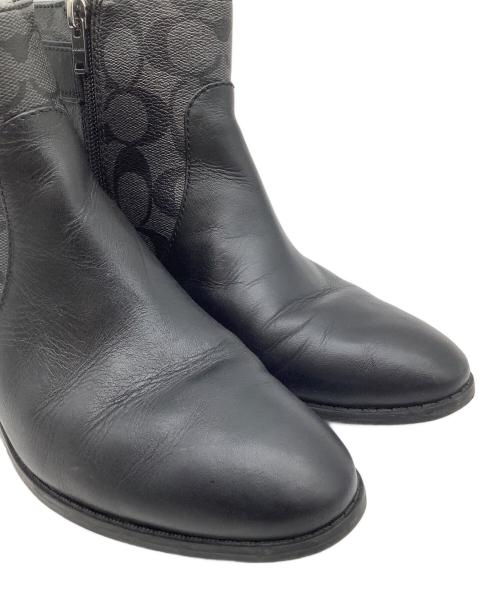 COACH（コーチ）COACH (コーチ) シグネチャー ショートブーツ グレー×ブラック サイズ:EUR 38.5の古着・服飾アイテム