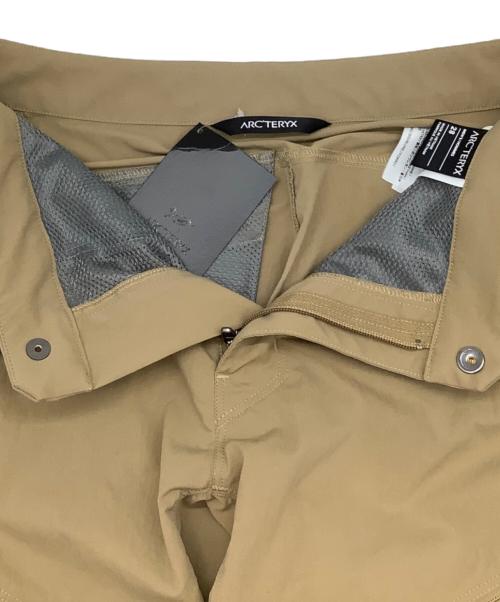 ARC'TERYX（アークテリクス）ARC'TERYX (アークテリクス) ハーフパンツ ベージュ サイズ:28の古着・服飾アイテム
