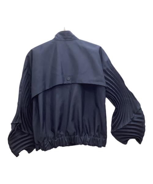 ISSEY MIYAKE（イッセイミヤケ）ISSEY MIYAKE (イッセイミヤケ) ジップアップブルゾン ネイビー サイズ:Freeの古着・服飾アイテム