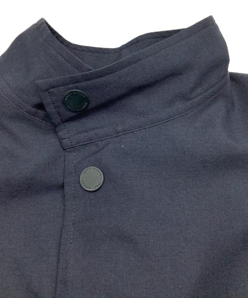 ISSEY MIYAKE（イッセイミヤケ）ISSEY MIYAKE (イッセイミヤケ) ジップアップブルゾン ネイビー サイズ:Freeの古着・服飾アイテム
