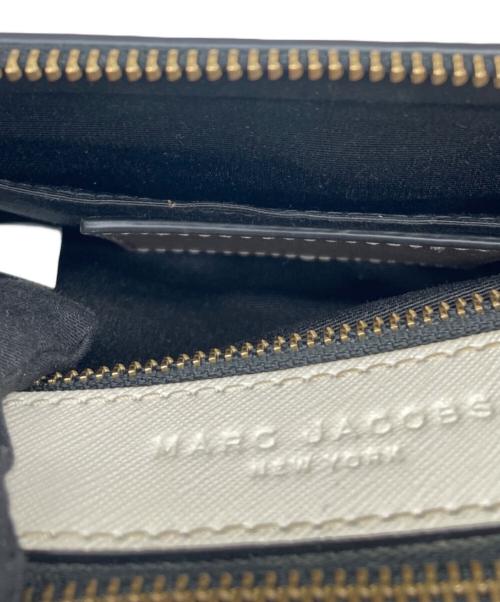 MARC JACOBS（マークジェイコブス）MARC JACOBS (マークジェイコブス) スナップショット ベージュの古着・服飾アイテム