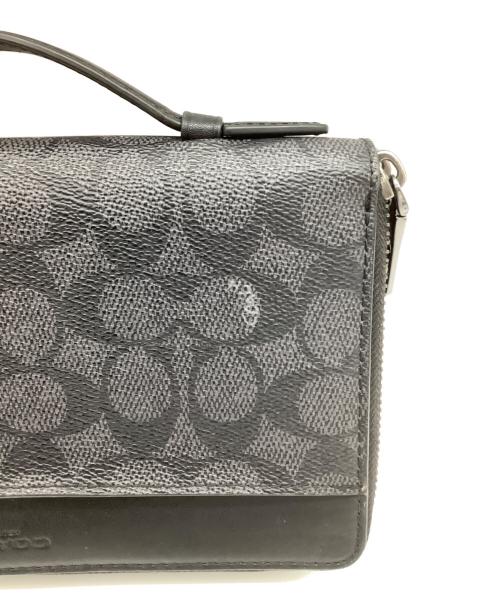 COACH（コーチ）COACH (コーチ) ダブル ジップ トラベル オーガナイザー・シグネチャー キャンバス ブラックの古着・服飾アイテム