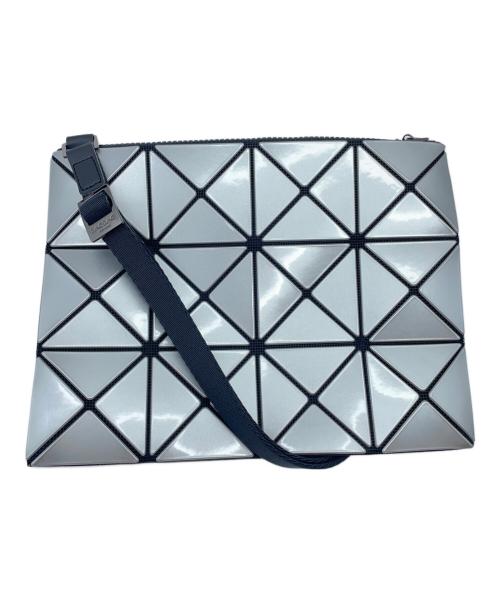 ISSEY MIYAKE（イッセイミヤケ）ISSEY MIYAKE (イッセイミヤケ) ショルダーバッグ ホワイトの古着・服飾アイテム