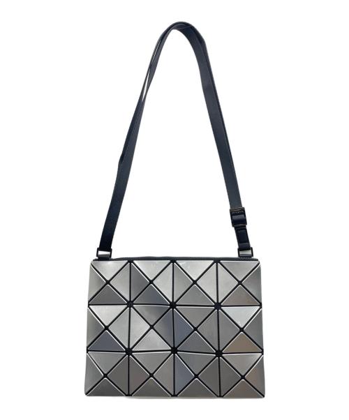 ISSEY MIYAKE（イッセイミヤケ）ISSEY MIYAKE (イッセイミヤケ) ショルダーバッグ ホワイトの古着・服飾アイテム