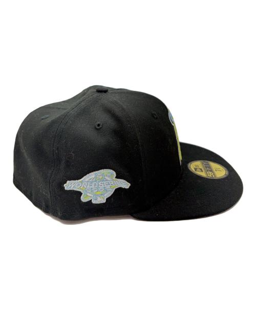 New Era（ニューエラ）New Era (ニューエラ) 59FIFTY LOS ANGELES ANGELS WORLD SERIES 2002 ブラック サイズ:SIZE 7 3/4(61.5cm)の古着・服飾アイテム
