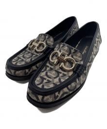 Salvatore Ferragamo（サルヴァトーレ フェラガモ）の古着「ローファー」｜ブラック
