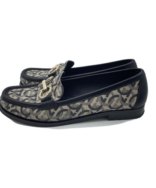 Salvatore Ferragamo（サルヴァトーレ フェラガモ）Salvatore Ferragamo (サルヴァトーレ フェラガモ) ローファー ブラック サイズ:9Dの古着・服飾アイテム