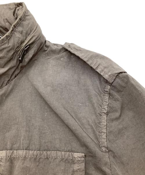HEVO（イーヴォ）HEVO (イーヴォ) ナイロンジャケット ベージュ サイズ:48の古着・服飾アイテム