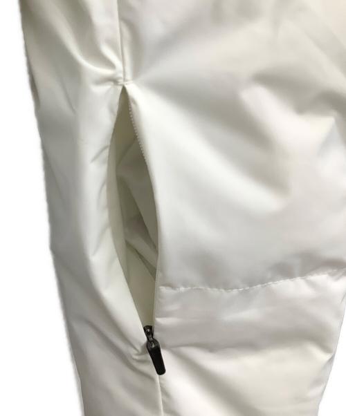 THE NORTH FACE（ザ ノース フェイス）THE NORTH FACE (ザ ノース フェイス) ダウンジャケット ホワイト サイズ:Lの古着・服飾アイテム