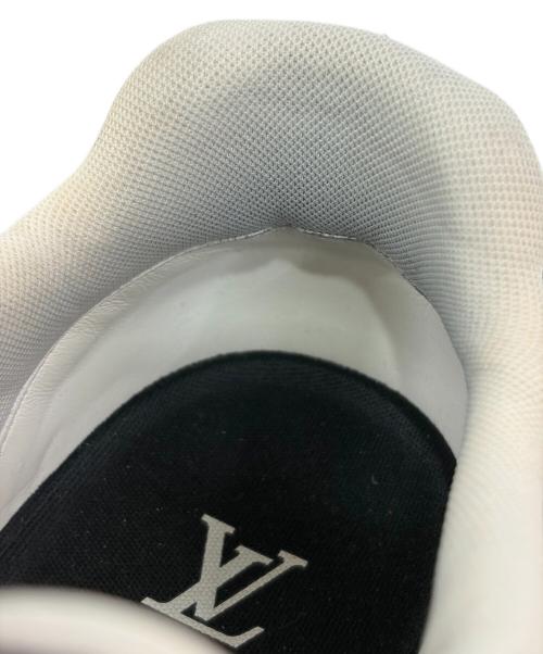 LOUIS VUITTON（ルイ ヴィトン）LOUIS VUITTON (ルイ ヴィトン) スニーカー LVトレイナー ブラック サイズ:US8の古着・服飾アイテム