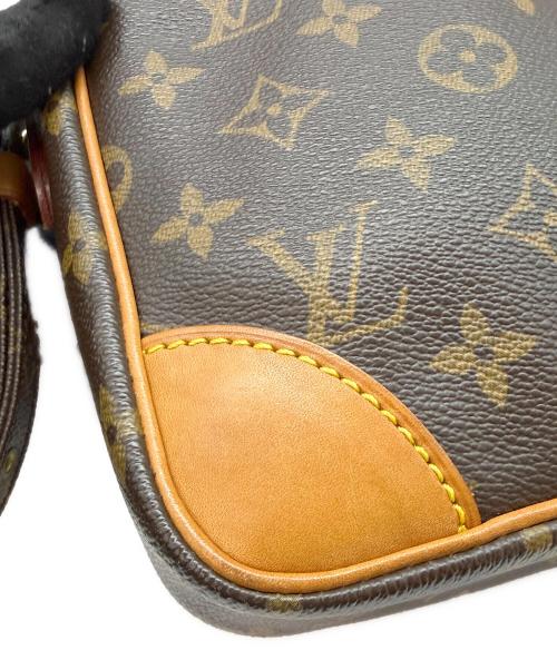 LOUIS VUITTON（ルイ ヴィトン）LOUIS VUITTON (ルイ ヴィトン) ショルダーバッグ モノグラム ダヌーヴ ブラウンの古着・服飾アイテム