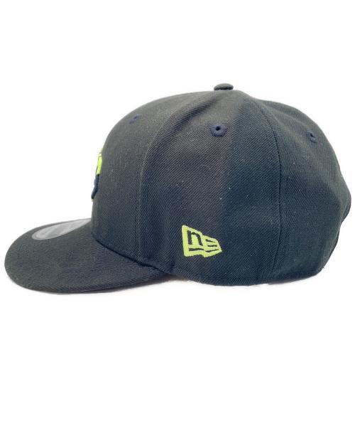 New Era（ニューエラ）New Era (ニューエラ) 仮面ライダーゼロワン (カメンライダーゼロワン) 9FIFTY FLAG LOGO ブラック サイズ:MEDIUM/LARGEの古着・服飾アイテム