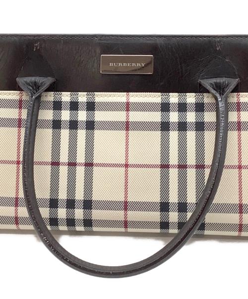 BURBERRY（バーバリー）BURBERRY (バーバリー) ハンドバッグ ベージュの古着・服飾アイテム