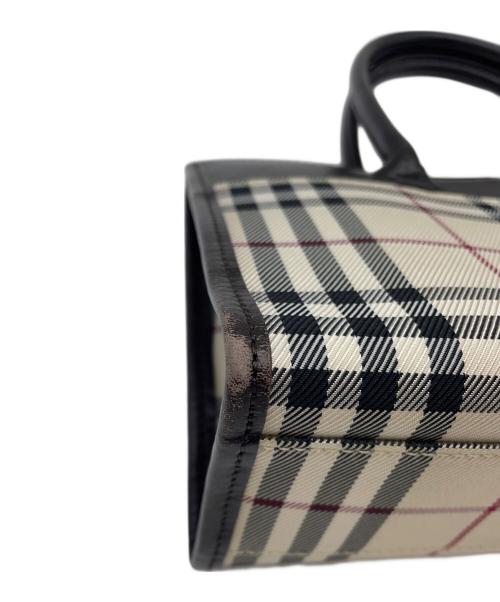 BURBERRY（バーバリー）BURBERRY (バーバリー) ハンドバッグ ベージュの古着・服飾アイテム