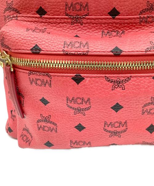 MCM（エムシーエム）MCM (エムシーエム) スタッズリュック ピンクの古着・服飾アイテム