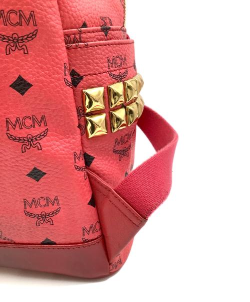 MCM（エムシーエム）MCM (エムシーエム) スタッズリュック ピンクの古着・服飾アイテム