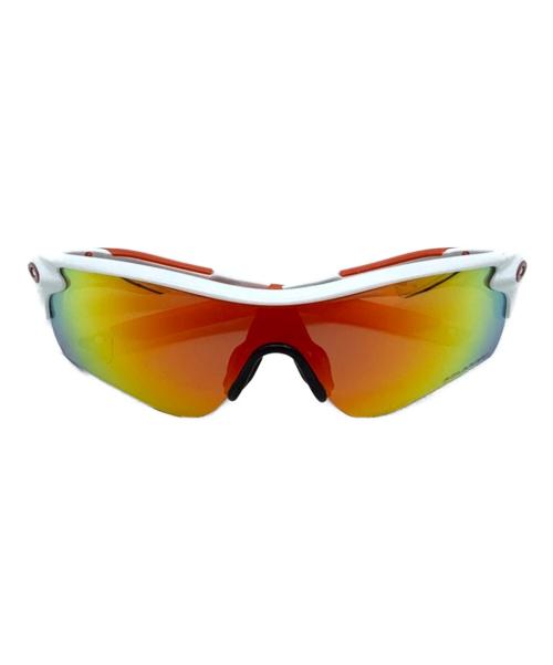 OAKLEY（オークリー）OAKLEY (オークリー) 偏向サングラス ホワイト×オレンジの古着・服飾アイテム