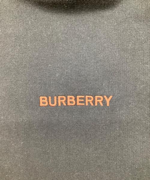 BURBERRY（バーバリー）BURBERRY (バーバリー) プルオーバーパーカー ブラック サイズ:Mの古着・服飾アイテム